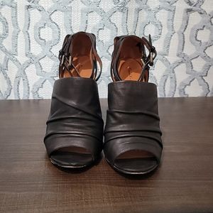 Elizabeth and James Black Heels!